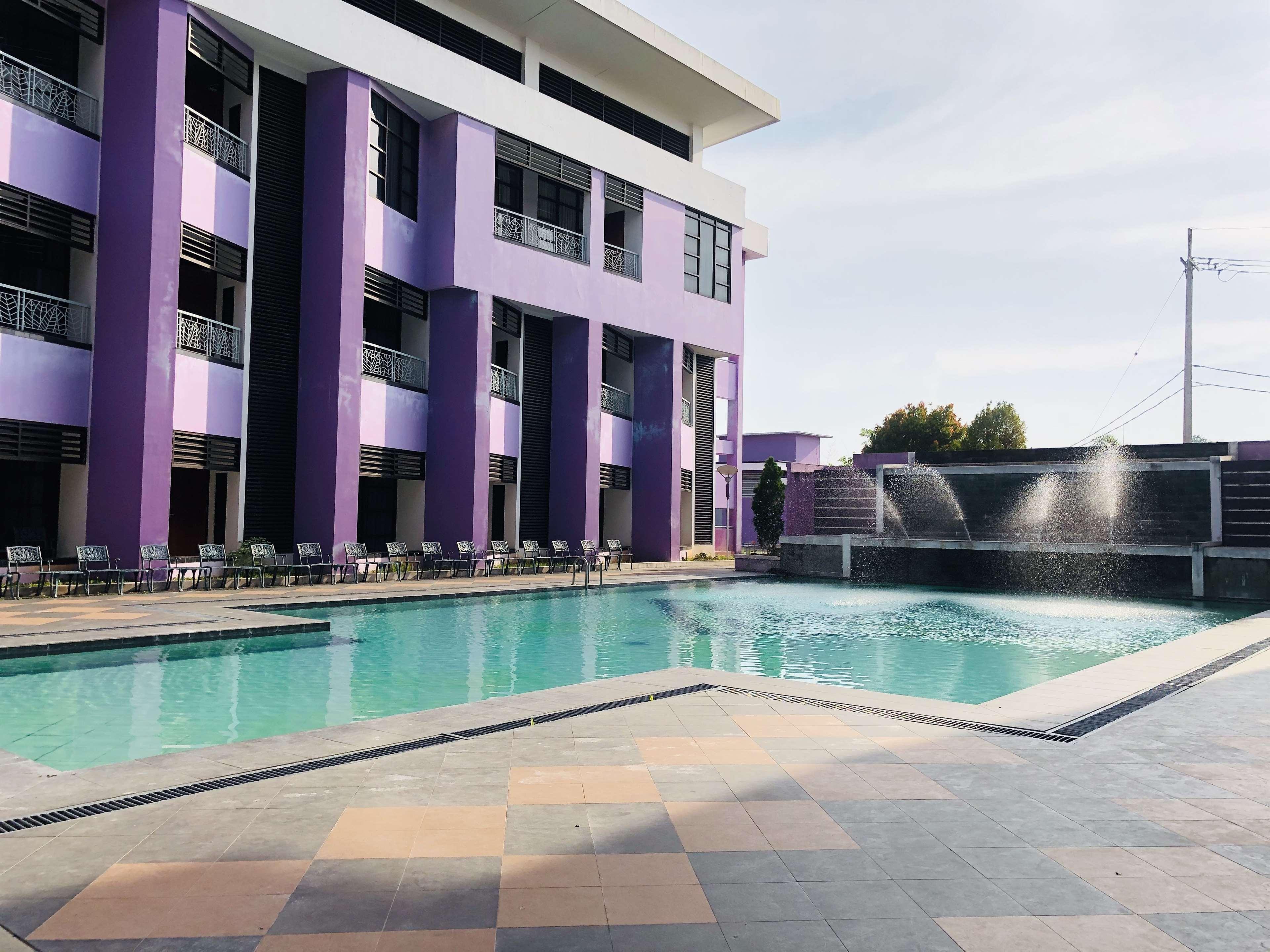 Kyriad Sadurengas Hotel Tanah Grogot Zewnętrze zdjęcie